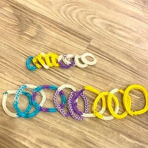 **SET OF x16 ** 🌧️ RAINBOW 🌈 LOOM BRACELETS + (BONUS) Beanie?!!!! 🙀